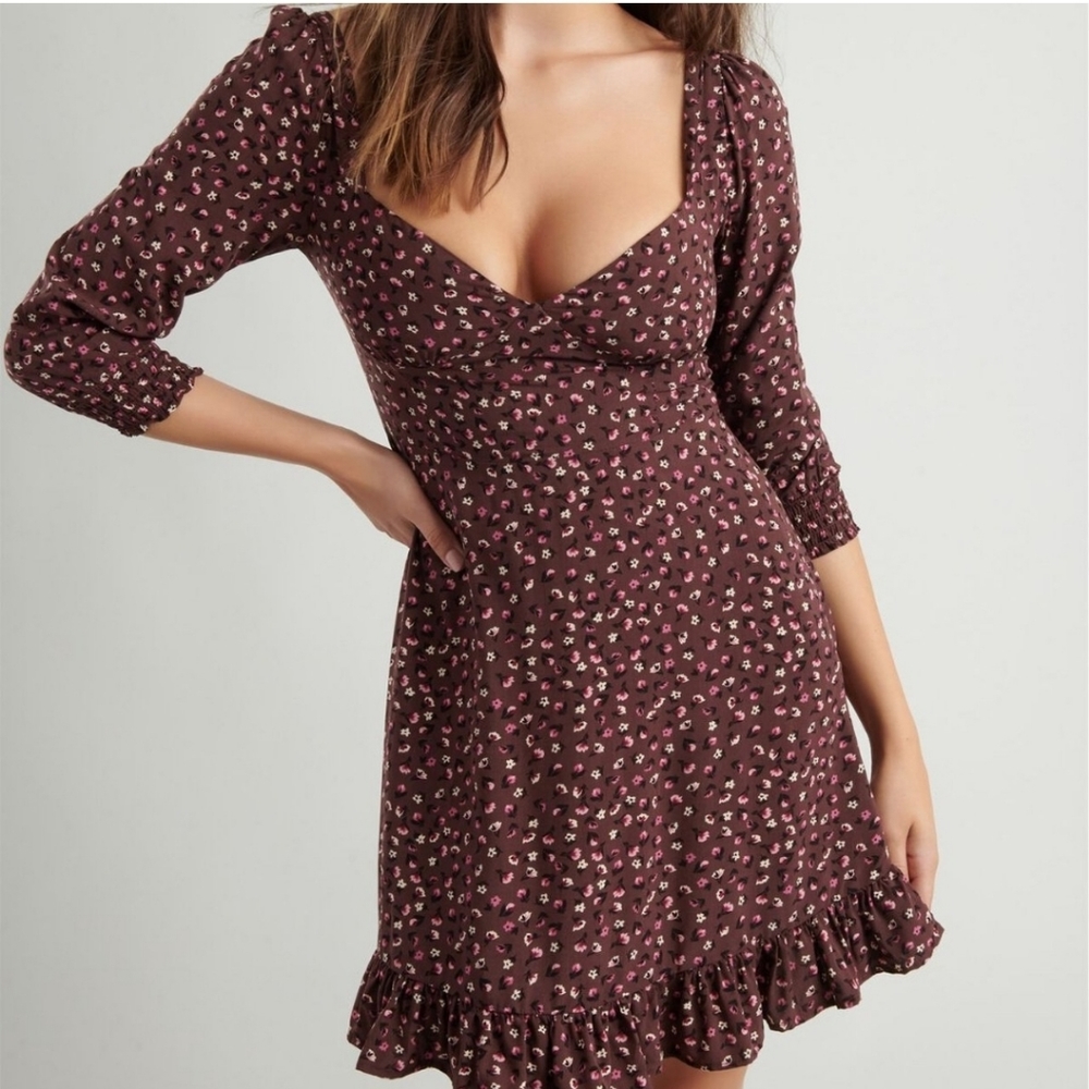 NWOT Sweetheart Neckline Summer Dress
